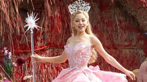 Wicked ariana grande - Apr 18, 2023 · Ariana Grande is absolutely angelic as Glinda the Good Witch. In raw video from the set of the upcoming film adaptation of the Broadway musical, Wicked, Grande, dressed in her Glinda get-up ... 